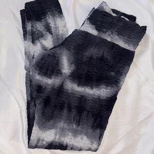 Woman’s Booty by Brabants Tie-Dye Leggings - Black, White and Gray. One Size
